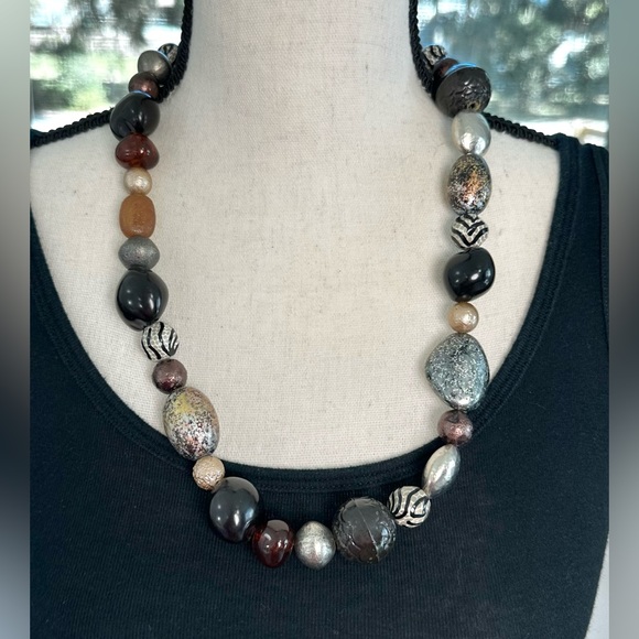 🤎Chico’s Mixed Media Long Necklace - Picture 2 of 9